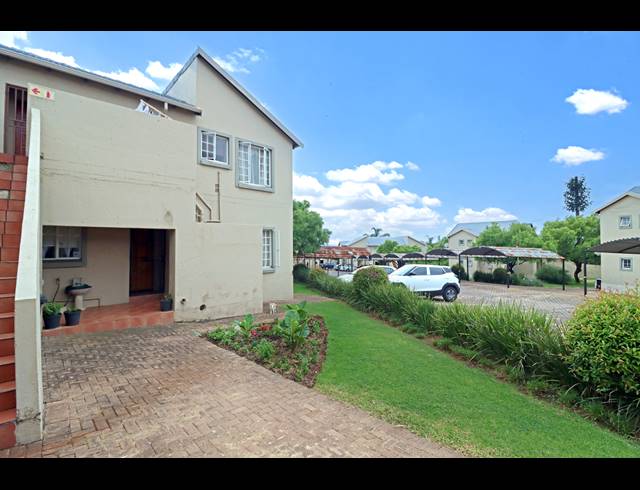 2 BEDROOM APARTMENT FOR SALE IN NORTHGATE